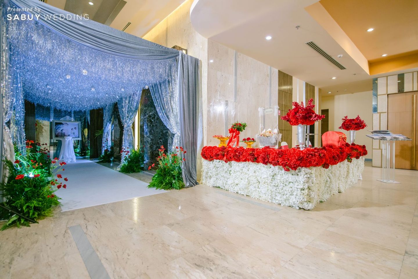 งานแต่งงาน,เจ้าสาว,เจ้าบ่าว,โรงแรม,สถานที่จัดงานแต่งงาน,สถานที่แต่งงาน,โต๊ะลงทะเบียน รีวิวงานแต่งสไตล์โมเดิร์น เรียบหรูดูแพง ด้วยเฉดสีเทาแดงแห่งความรัก @Grand howard hotel