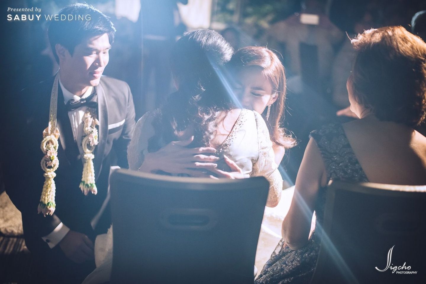 งานแต่งงาน,จัดงานแต่งงาน,เจ้าบ่าว,เจ้าสาว,พิธีแต่งงาน,สถานที่จัดงงานแต่งงาน,สถานที่แต่งงาน,แต่งงาน รีวิวงานแต่งสวยมีสไตล์ แซ่บซี้ดถูกใจกับ After Party สุดมันส์ @Pullman Bangkok King Power
