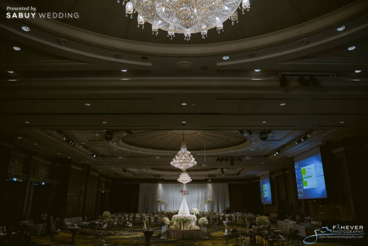 undefined รีวิวงานแต่งในสถานที่สุดอลัง ตกแต่งเรียบง่าย ได้งานสวยเป๊ะ @ The Berkeley Hotel Pratunam