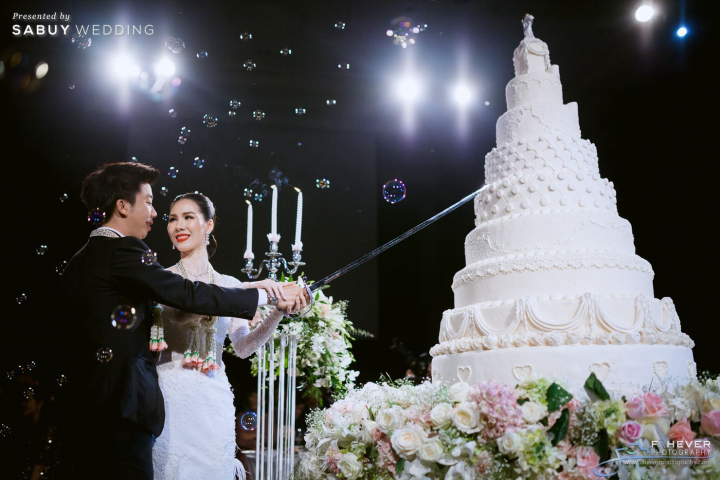undefined รีวิวงานแต่งในสถานที่สุดอลัง ตกแต่งเรียบง่าย ได้งานสวยเป๊ะ @ The Berkeley Hotel Pratunam