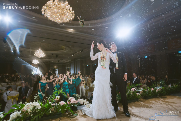 undefined รีวิวงานแต่งในสถานที่สุดอลัง ตกแต่งเรียบง่าย ได้งานสวยเป๊ะ @ The Berkeley Hotel Pratunam