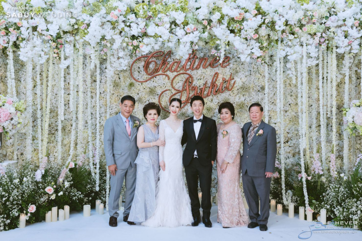undefined รีวิวงานแต่งในสถานที่สุดอลัง ตกแต่งเรียบง่าย ได้งานสวยเป๊ะ @ The Berkeley Hotel Pratunam