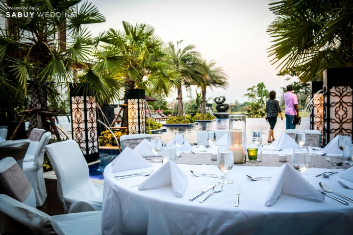 Le Méridien Suvarnabhumi, Bangkok Golf Resort & Spa,เลอ เมอริเดียน สุวรรณภูมิ กรุงเทพฯ กอล์ฟ รีสอร์ท แอนด์ สปา,สถานที่แต่งงาน,สถานที่จัดงานแต่งงาน,งานแต่งงาน,งานแต่งริมน้ำ,งานแต่ง Outdoor,โต๊ะจีน,สระว่ายน้ำ Le Méridien Suvarnabhumi สถานที่แต่งงาน Outdoor สไตล์รีสอร์ท กับวิวสนามกอล์ฟสุดอลัง