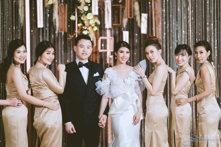 รีวิวงานแต่งโทน Copper มีสไตล์ ใช้พร็อพคริสตัล @The St. Regis Bangkok