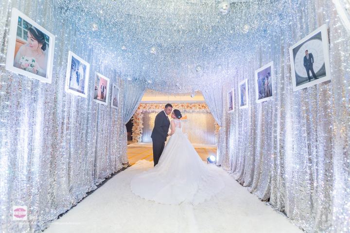 รีวิวงานแต่งสุดอบอุ่น หวานฟุ้งด้วยธีมสีชมพู ครีม @ Crowne Plaza Bangkok Lumpini Park