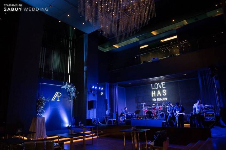 เจ้าบ่าว,เจ้าสาว,แต่งงาน,งานแต่งงาน,Le Meridien Bangkok,สถานที่จัดงานแต่งงาน,ตกแต่งงานแต่งงาน,ออแกไนเซอร์ รีวิวงานแต่งสวยแซ่บแบบ Modern Party กับธีมสี Midnight blue & Gray @ Le Meridien Bangkok