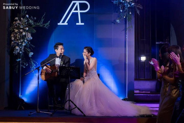 เจ้าสาว,เจ้าบ่าว,แต่งงาน,งานแต่งงาน,Le Meridien Bangkok,สถานที่จัดงานแต่งงาน,ตกแต่งงานแต่งงาน รีวิวงานแต่งสวยแซ่บแบบ Modern Party กับธีมสี Midnight blue & Gray @ Le Meridien Bangkok