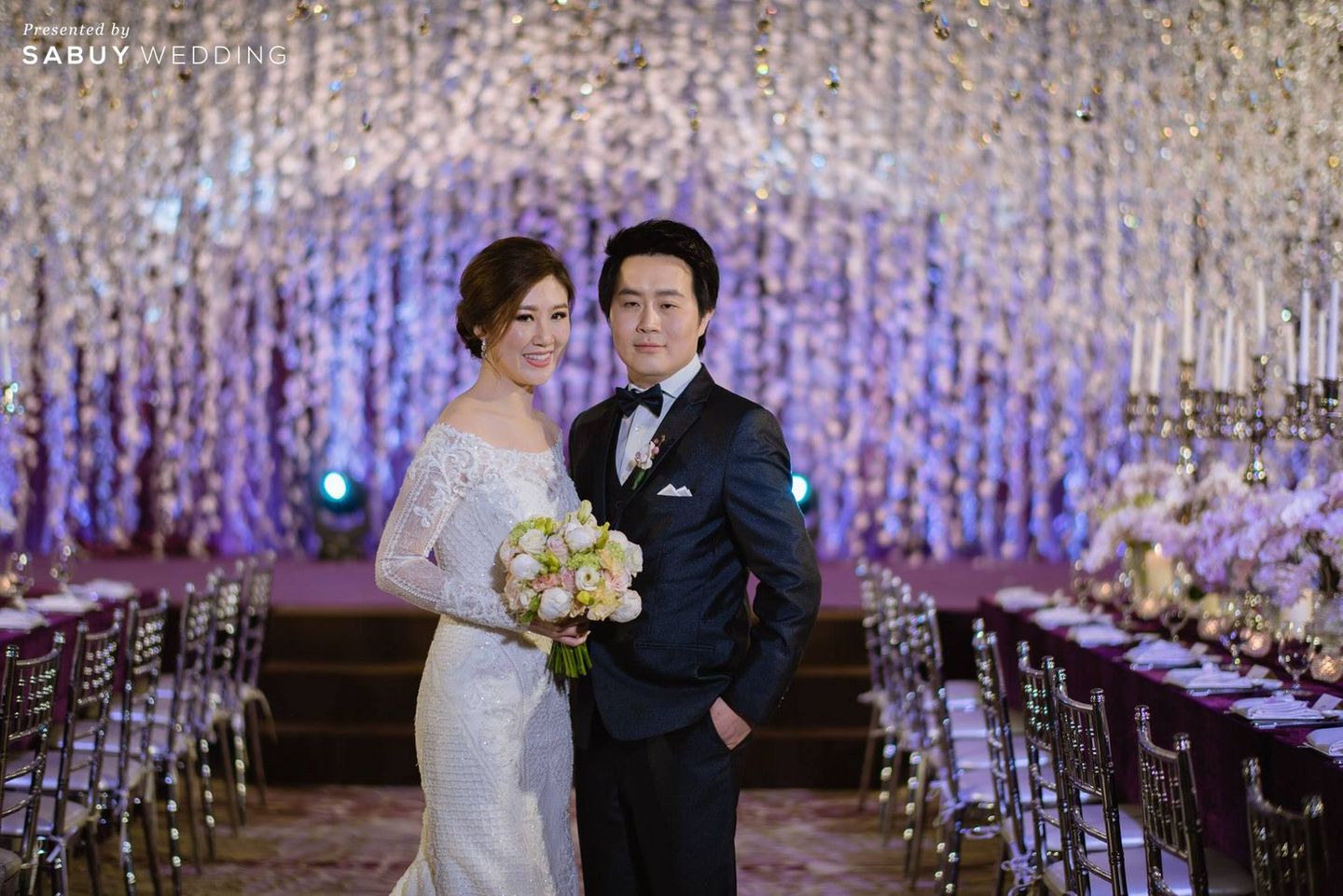 TonnamLamtan,Siam Kempinski Hotel,Chic palnner,รูปงานแต่ง,งานแต่งงาน,เจ้าบ่าว,เจ้าสาว,สถานที่แต่งงาน,สถานที่จัดงานแต่งงาน,โรงแรม,ตกแต่งงานแต่ง,งานเลี้ยง,เวทีงานแต่ง จัดเต็มความ Luxury ให้งานแต่งงาน ด้วยคริสตัลสุดตระการตา Photo by TonnamLamtan