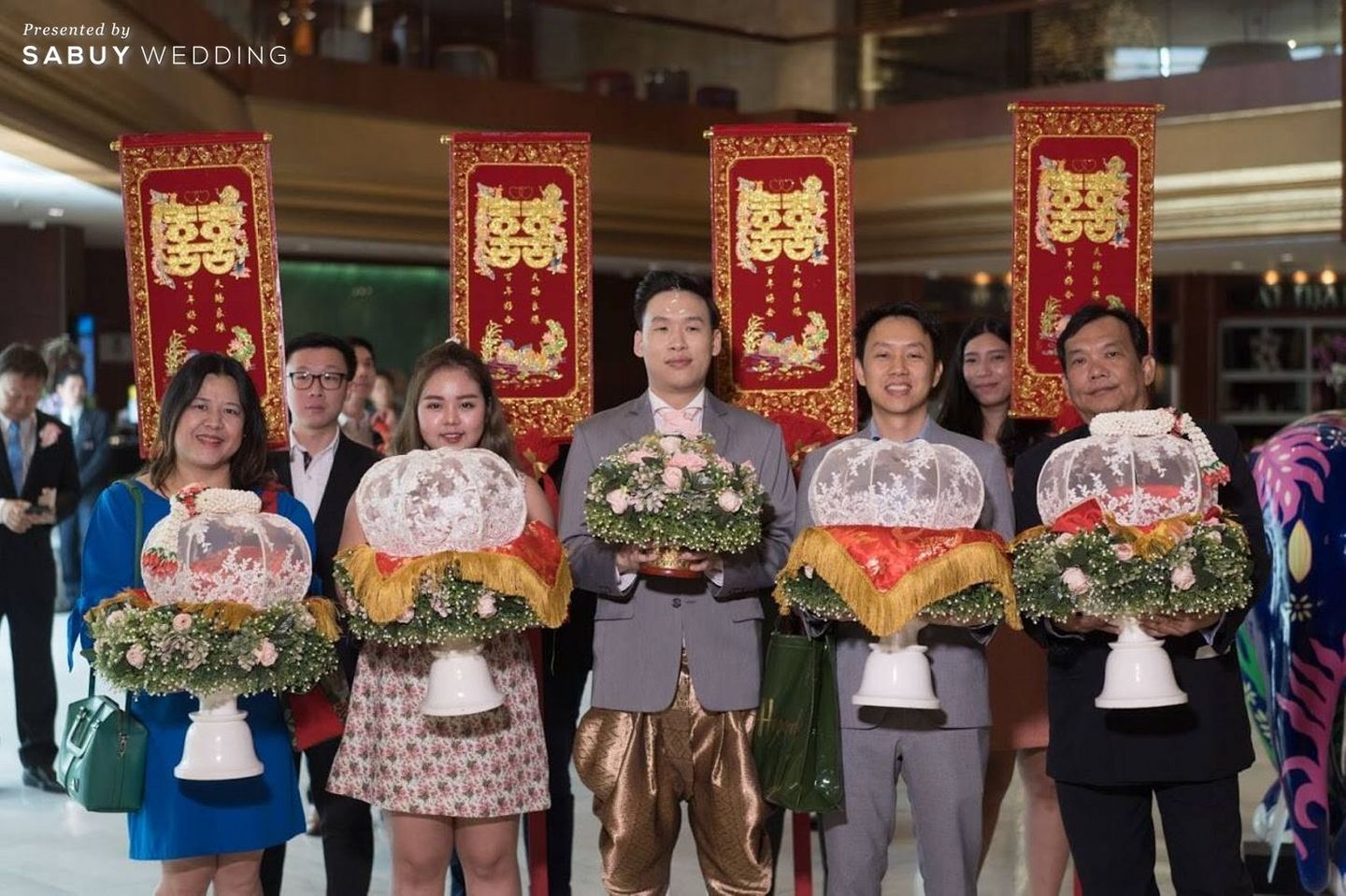 เจ้าบ่าว,ชุดแต่งงาน,แห่ขันหมาก,พิธีหมั้น รีวิวงานแต่งโรแมนติก ในธีมสุดชิค Sparkle Night @ Royal Orchid Sheraton Hotel & Towers