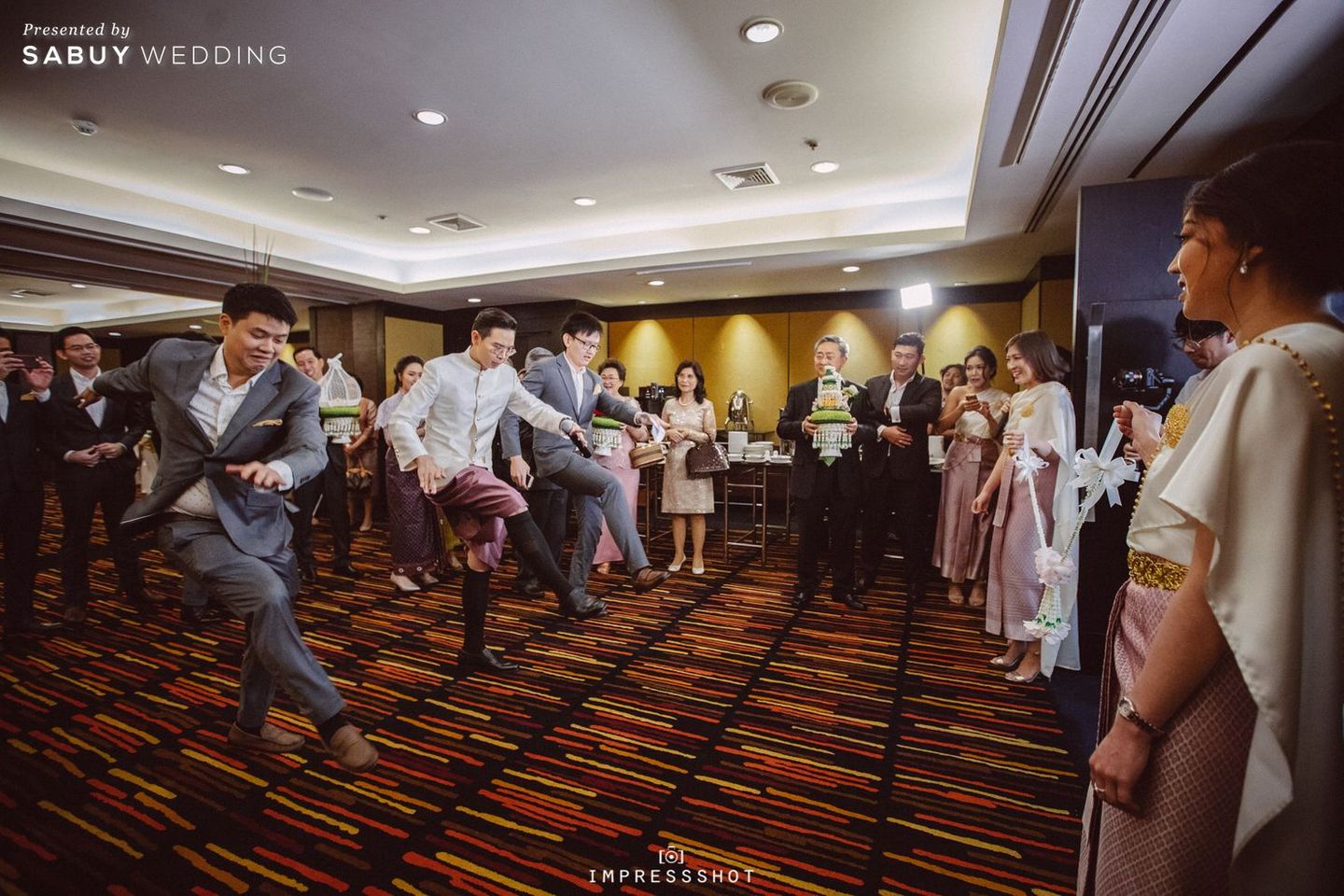 undefined รีวิวงานแต่ง 'หมั้นบ่ายเลี้ยงเย็น' สวย สะดวกแบบครบสูตร! @The Landmark Bangkok