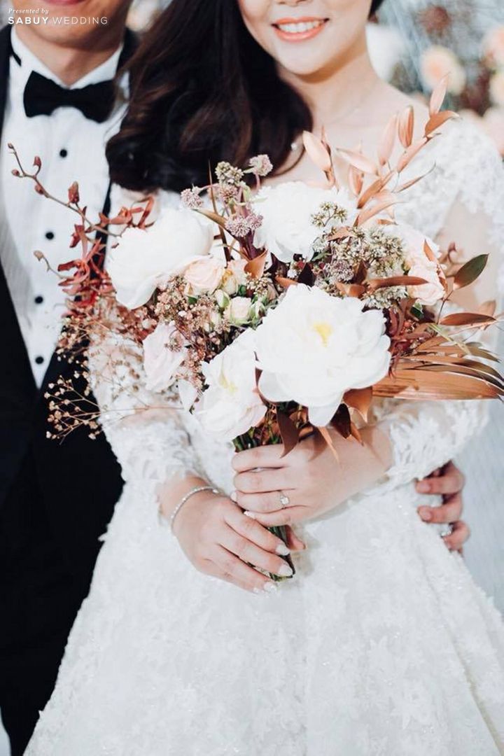 การ์ดแต่งงาน พรีเวดดิ้ง ชุดเจ้าสาว งานหมั้น backdrop งานแต่ง wedding planner organizer จัดดอกไม้งานแต่ง ชุดหมั้น สถานที่จัดงานแต่งงาน ร้านเช่าชุดแต่งงาน ช่างภาพงานแต่ง สถานที่ถ่ายพรีเวดดิ้ง รูปงานแต่ง พิธีหมั้น organizer planner ถ่ายรูปแต่งงาน รับจัดเลี้ยง สถานที่จัดงานแต่งงานเล็ก review งานแต่งงาน งานแต่ง outdoor ชุดบ่าวสาว งานแต่งตอนเช้า เวทีงานแต่ง งานแต่งชายทะเล งานแต่งริมทะเล ถ่ายภาพพรีเวดดิ้ง เรือนไทย ริมน้ำ งานแต่งริมทะเล งานแต่งในสวน แพคเกจแต่งงาน 40 ไอเดียช่อดอกไม้ Inspiration จากเจ้าสาวตัวจริง