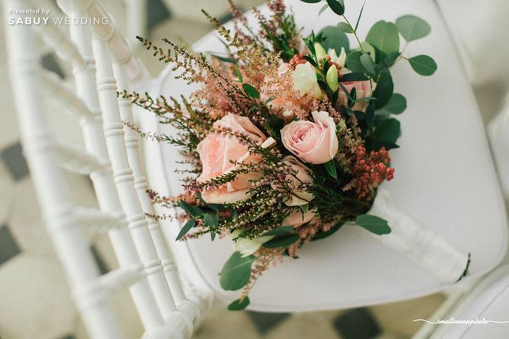การ์ดแต่งงาน พรีเวดดิ้ง ชุดเจ้าสาว งานหมั้น backdrop งานแต่ง wedding planner organizer จัดดอกไม้งานแต่ง ชุดหมั้น สถานที่จัดงานแต่งงาน ร้านเช่าชุดแต่งงาน ช่างภาพงานแต่ง สถานที่ถ่ายพรีเวดดิ้ง รูปงานแต่ง พิธีหมั้น organizer planner ถ่ายรูปแต่งงาน รับจัดเลี้ยง สถานที่จัดงานแต่งงานเล็ก review งานแต่งงาน งานแต่ง outdoor ชุดบ่าวสาว งานแต่งตอนเช้า เวทีงานแต่ง งานแต่งชายทะเล งานแต่งริมทะเล ถ่ายภาพพรีเวดดิ้ง เรือนไทย ริมน้ำ งานแต่งริมทะเล งานแต่งในสวน แพคเกจแต่งงาน 40 ไอเดียช่อดอกไม้ Inspiration จากเจ้าสาวตัวจริง