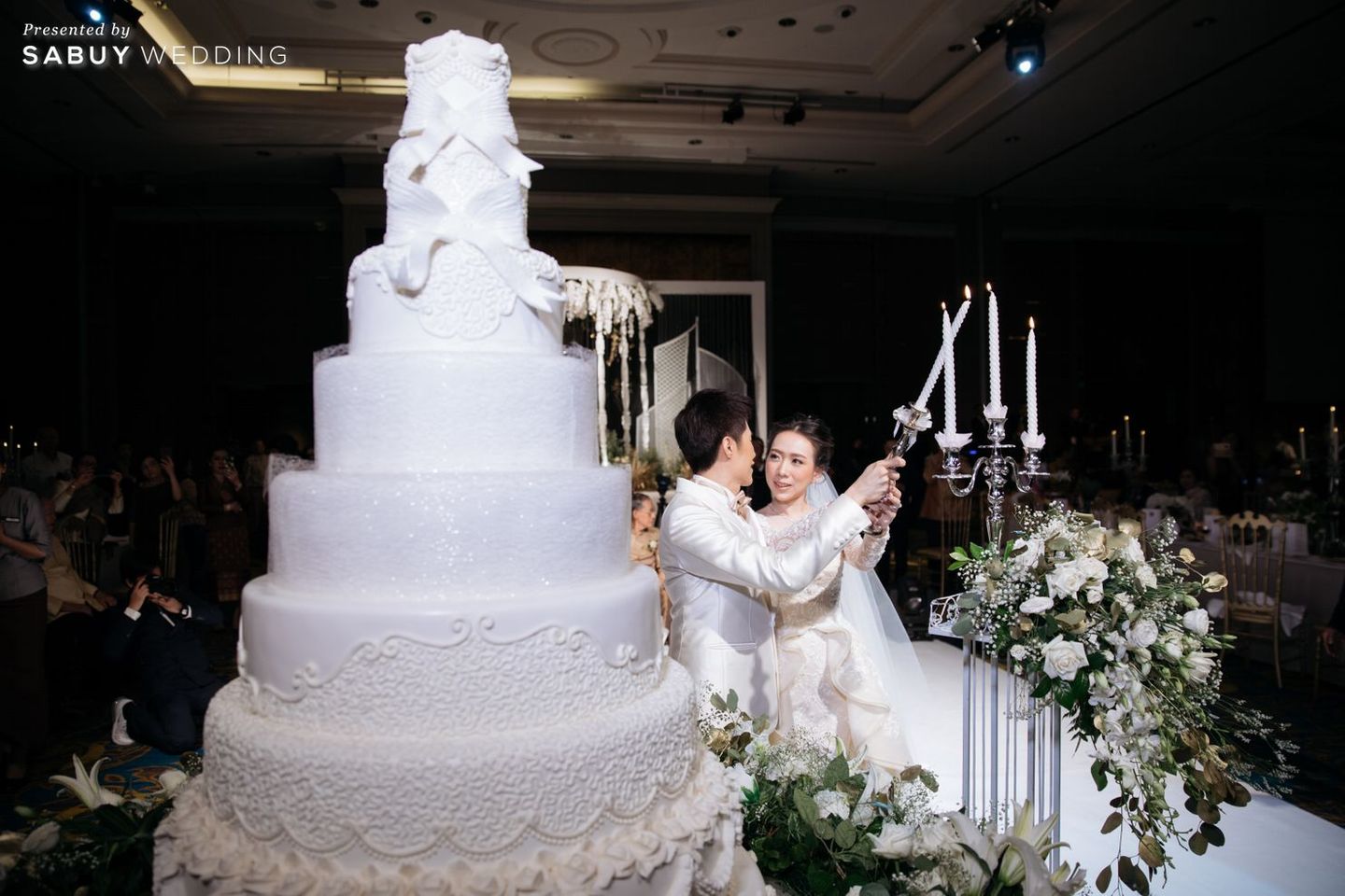 พิธีแต่งงาน,แต่งงาน,เจ้าบ่าว,เจ้าสาว,เค้กแต่งงาน รีวิวงานแต่งไทยประยุกต์ สวยคลาสสิกด้วยโทนขาวทอง @ The Berkeley Hotel Pratunam