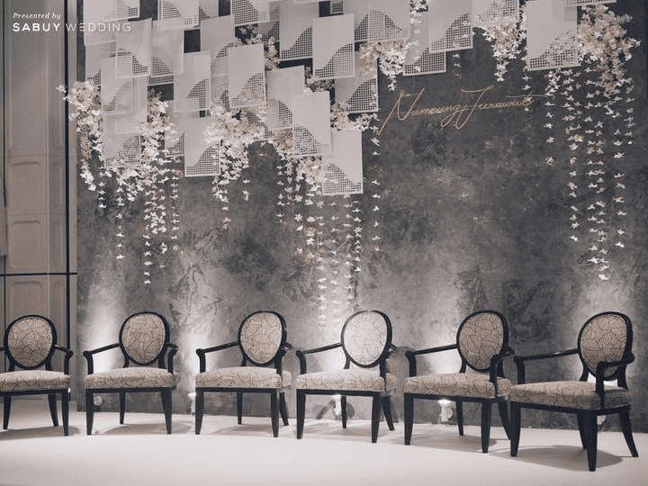 สถานที่แต่งงาน การ์ดแต่งงาน พรีเวดดิ้ง ชุดเจ้าสาว งานหมั้น backdrop งานแต่ง wedding planner organizer จัดดอกไม้งานแต่ง ชุดหมั้น สถานที่จัดงานแต่งงาน ร้านเช่าชุดแต่งงาน ช่างภาพงานแต่ง สถานที่ถ่ายพรีเวดดิ้ง รูปงานแต่ง พิธีหมั้น organizer planner ถ่ายรูปแต่งงาน รับจัดเลี้ยง สถานที่จัดงานแต่งงานเล็ก review งานแต่งงาน งานแต่ง outdoor ชุดบ่าวสาว งานแต่งตอนเช้า เวทีงานแต่ง งานแต่งชายทะเล งานแต่งริมทะเล ถ่ายภาพพรีเวดดิ้ง เรือนไทย ริมน้ำ งานแต่งริมทะเล งานแต่งในสวน แพคเกจแต่งงาน prewedding พรีเวดดิ้ง งานตกแต่งสุด Unique สวยพีคในสไตล์ที่เป็นตัวคุณ By Kaidang Design