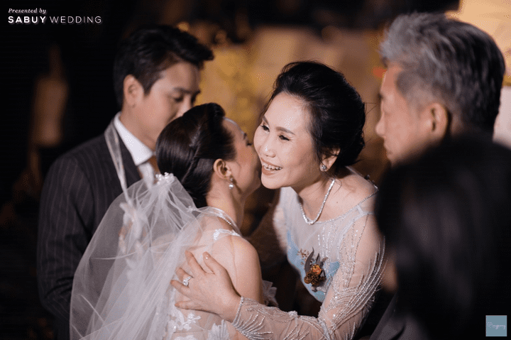  รีวิวงานแต่งสวยสดใส ได้กลิ่นอายฤดูใบไม้ร่วง @The St. Regis Bangkok