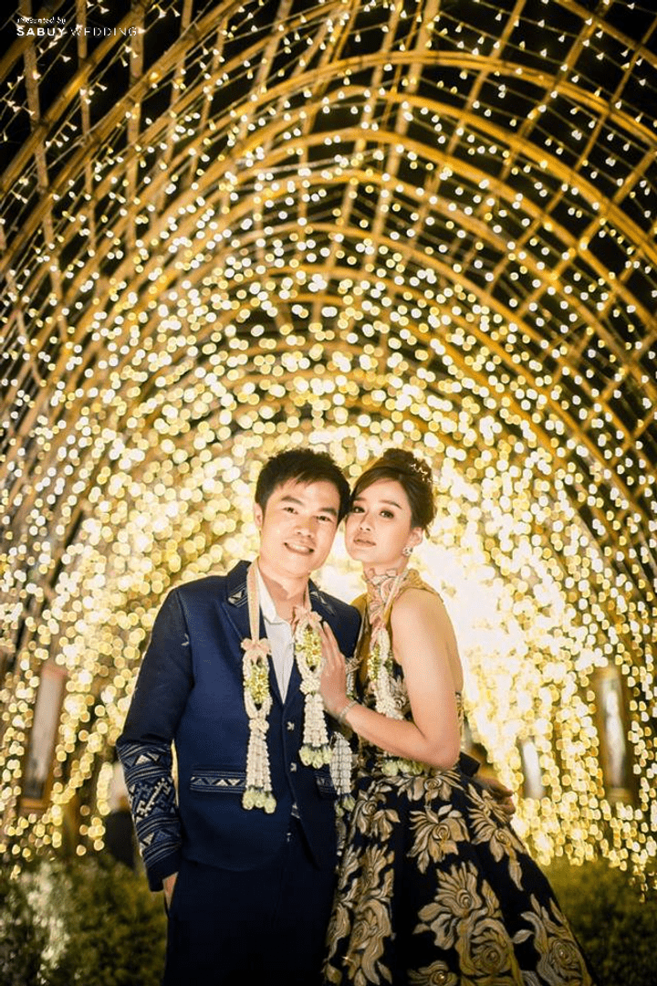  “สุวรรณบุพผาคราม” ชุดเจ้าสาวเมืองสกลฯ สวยออร่า งามสง่าแม้ไม่ใช่ชุดสีขาว