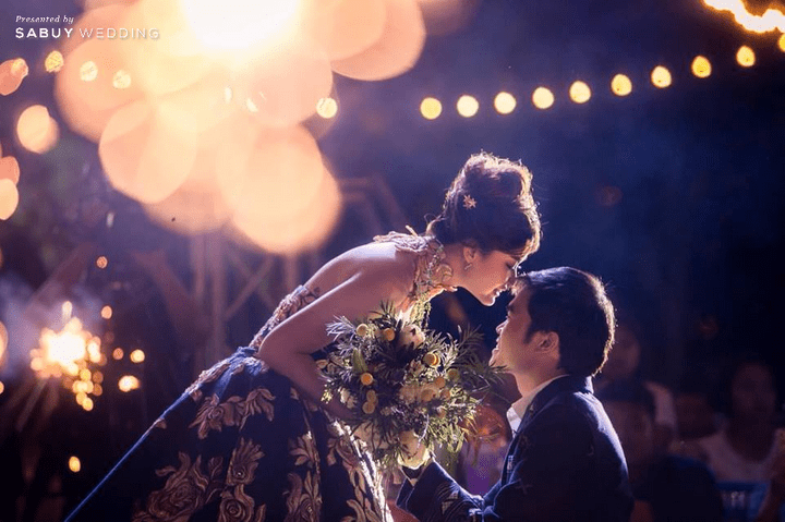  “สุวรรณบุพผาคราม” ชุดเจ้าสาวเมืองสกลฯ สวยออร่า งามสง่าแม้ไม่ใช่ชุดสีขาว
