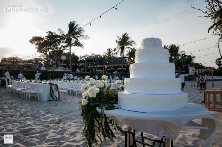  Romantic Seaside Wedding with Dazzling Waterfall Fireworks at Hua Hin Marriott Resort & Spa