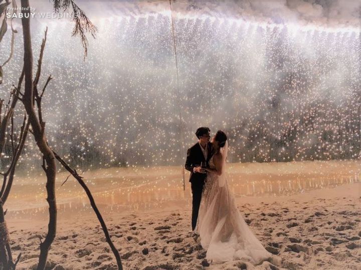  Romantic Seaside Wedding with Dazzling Waterfall Fireworks at Hua Hin Marriott Resort & Spa