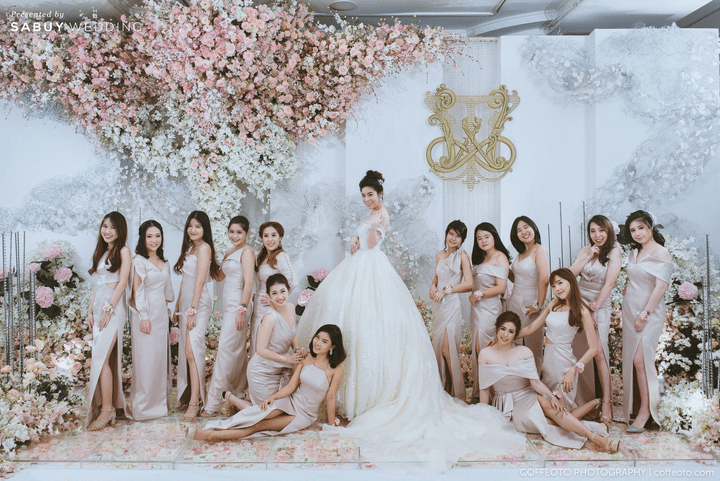 ชุดแต่งงาน,งานแต่งงาน รีวิวงานแต่งสวยปัง อลังกับชุดเจ้าสาว Glow in the dark เรืองแสงได้ @ InterContinental Bangkok