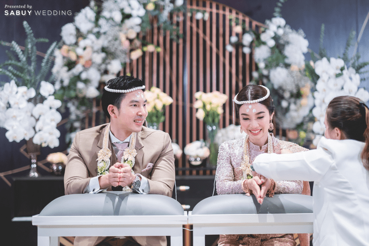 ชุดแต่งงาน,ชุดไทย,งานแต่งงาน รีวิวงานแต่งธีมสี Taupe สวยดูดีแบบ Luxury Style @ Hyatt Regency Bangkok Sukhumvit