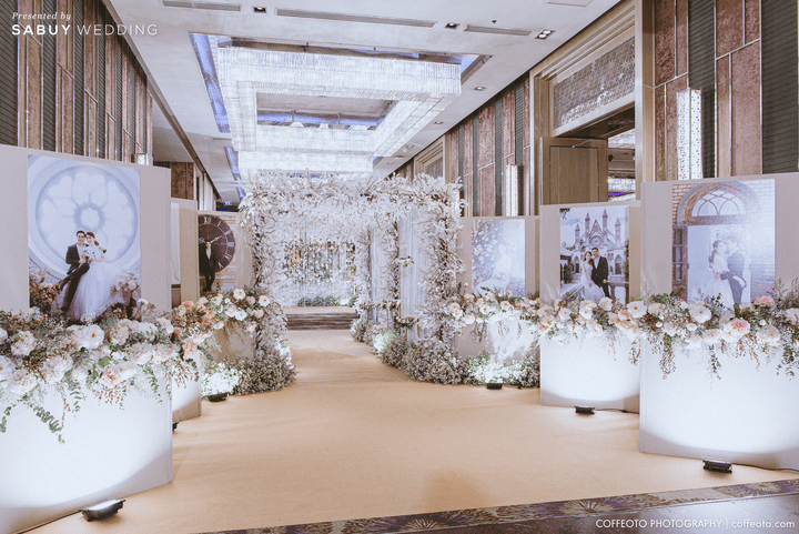  รีวิวงานแต่งสวยละมุนด้วย White Flowers และห้องหมั้นบรรยากาศสวน @ Renaissance Bangkok Ratchaprasong Hotel