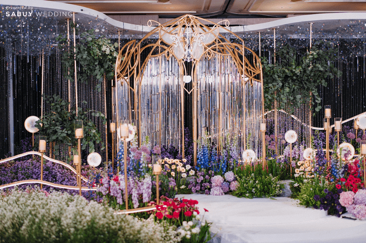  รีวิวงานแต่งสวยปัง สุดอลังด้วยสวนดอกไม้และคริสตัล @ Waldorf Astoria Bangkok