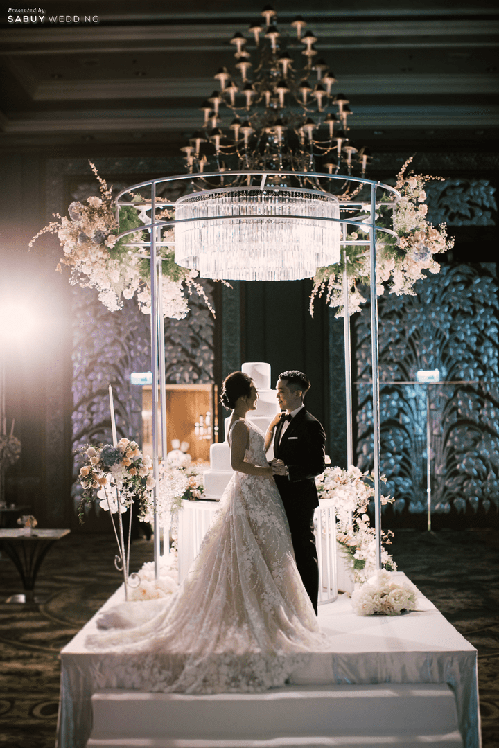 เค้กแต่งงาน รีวิวงานแต่งสุด Classy ด้วยธีมสี Slate Blue และคริสตัล @ Grand Hyatt Erawan Bangkok 