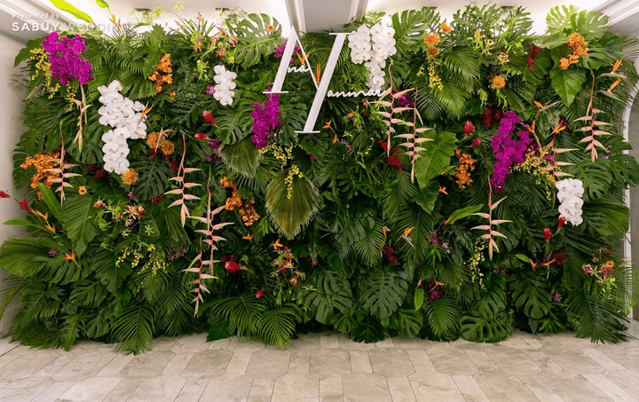  รีวิวงานแต่งธีม Tropical ดอกไม้เมืองร้อนสีสดใส ได้บรรยากาศอบอุ่น @ The Botanical House Bangkok