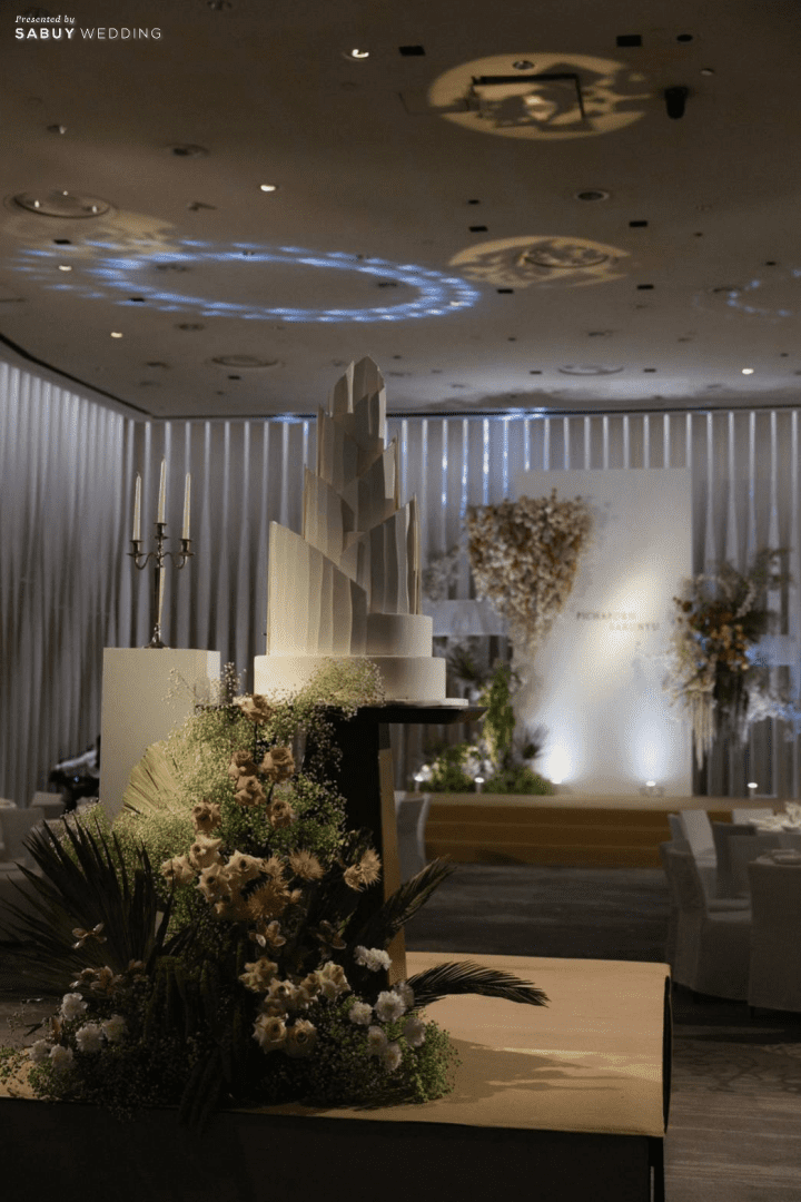  รีวิวงานแต่ง Modern Classic สวยดูดีในสีเอิร์ธโทน @Park Hyatt Bangkok