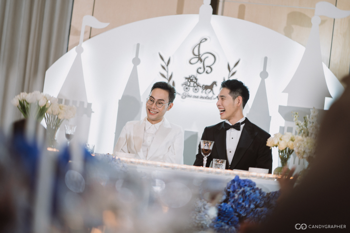  รีวิวงานแต่งเอาท์ดอร์ใจกลางเมือง ธีม Fairy Tale สุดหรูของคู่รัก LGBTQ+ @Park Hyatt Bangkok