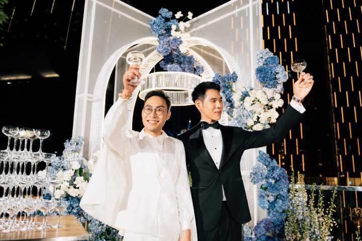  รีวิวงานแต่งเอาท์ดอร์ใจกลางเมือง ธีม Fairy Tale สุดหรูของคู่รัก LGBTQ+ @Park Hyatt Bangkok