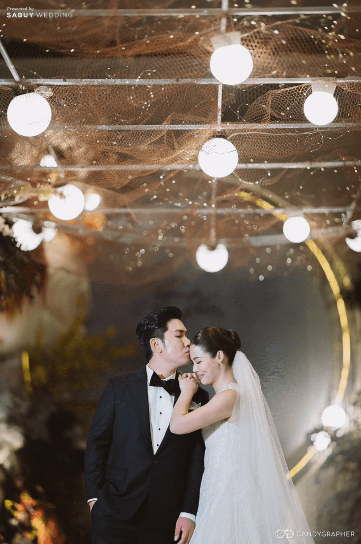  รีวิวงานแต่งสวยยูนีค คัดสรรแต่สิ่งที่รัก ในคอนเซ็ปต์ 'Galaxy' By PaR Wedding Planner