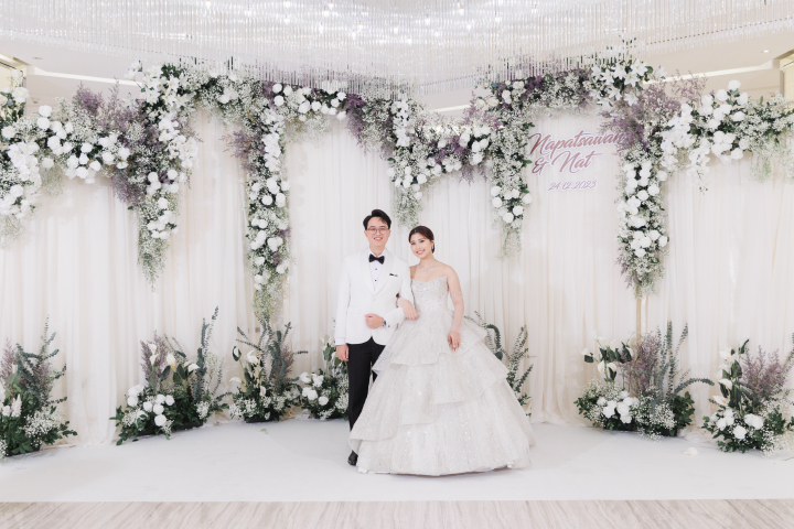 รีวิวงานแต่งมินิมอลโทนสี Natural เนรมิตงานจากความชอบและใส่ใจแขก @Impact Wedding