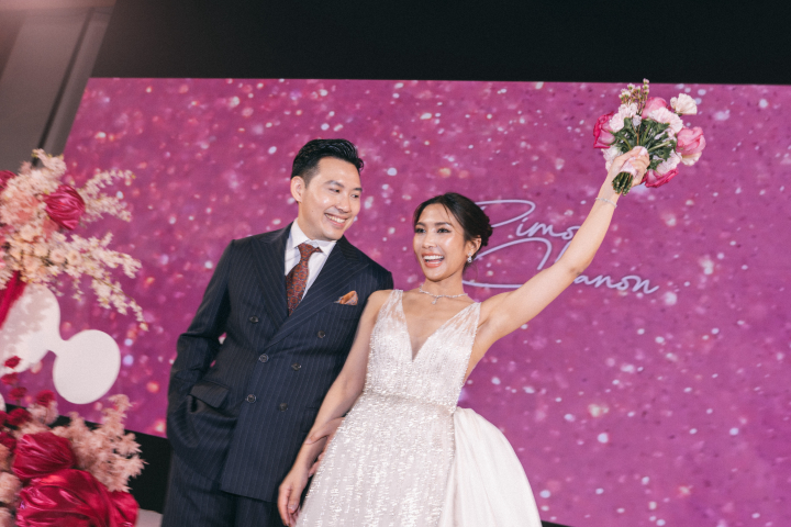 รีวิวงานแต่งธีม Modern Romance in Vivid Pink สนุกสดใสด้วยจอ LED สุดอลัง @Hyatt Regency Bangkok Sukhumvit  