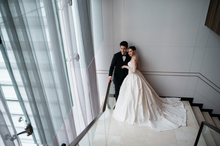  รีวิวงานแต่งโทน Mocha Mousse สะกดทุกสายตาด้วยงานผ้า สวยหรูราวฉากภาพยนตร์  @Millennium Hilton Bangkok
