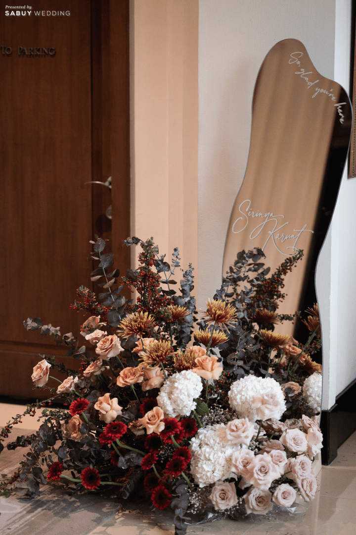  รีวิวงานแต่งวิวริมแม่น้ำ กลิ่นอายอิตาลีในโทนสีฤดูใบไม้ผลิ @The Peninsula Bangkok