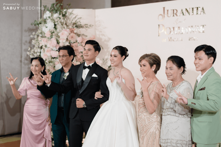  รีวิวงานแต่งที่เป็นตัวเองทุกดีเทล พร้อมคาราโอเกะปาร์ตี้ Enjoy กันทั้งงาน @Novotel Bangkok Sukhumvit 20