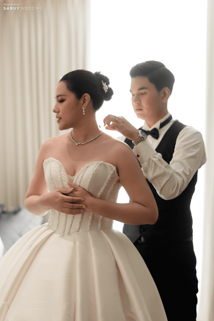  รีวิวงานแต่งที่เป็นตัวเองทุกดีเทล พร้อมคาราโอเกะปาร์ตี้ Enjoy กันทั้งงาน @Novotel Bangkok Sukhumvit 20