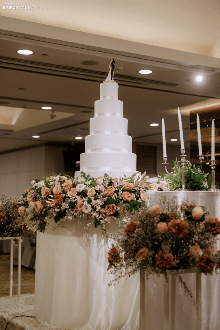  รีวิวงานแต่งแสนอบอุ่นสไตล์ Cozy ที่บ่าวสาวออกแบบเอง @Avani Ratchada Bangkok Hotel