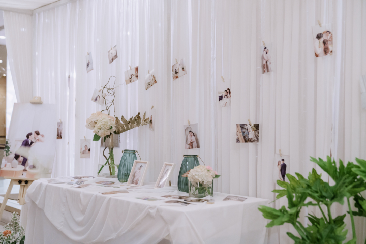  รีวิวงานแต่งแสนอบอุ่นสไตล์ Cozy ที่บ่าวสาวออกแบบเอง @Avani Ratchada Bangkok Hotel