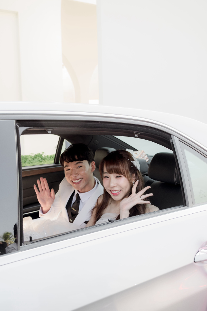  รีวิวงานแต่งที่ตอบโจทย์สายถ่ายรูปในธีม Multiverse of the Sweetness จัดเต็มกิมมิกพิเศษ @AUBE