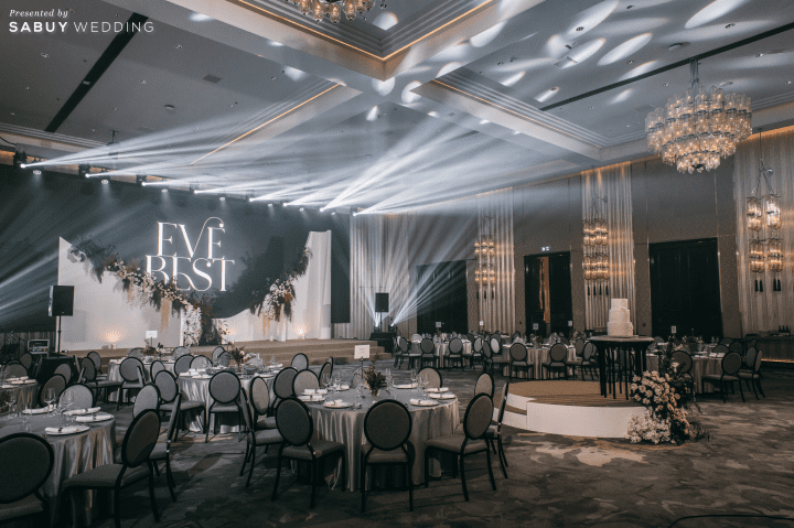 รีวิวงานแต่งสไตล์ Jazz Modern สุดอบอุ่นของคู่รักคุณหมอ @The Ritz-Carlton Bangkok