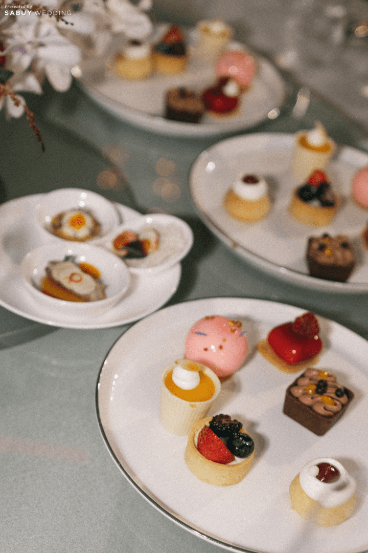 รีวิวงานแต่งสไตล์ Jazz Modern สุดอบอุ่นของคู่รักคุณหมอ @The Ritz-Carlton Bangkok