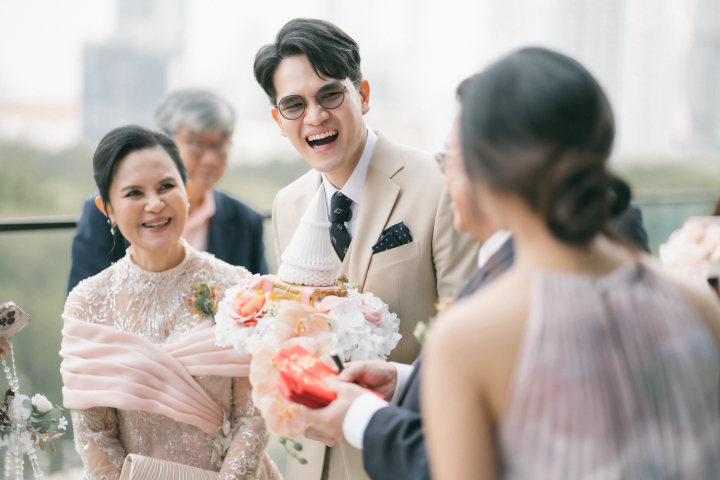 รีวิวงานแต่งสไตล์ Jazz Modern สุดอบอุ่นของคู่รักคุณหมอ @The Ritz-Carlton Bangkok