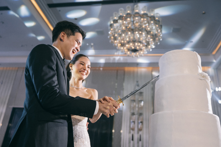 รีวิวงานแต่งสไตล์ Jazz Modern สุดอบอุ่นของคู่รักคุณหมอ @The Ritz-Carlton Bangkok