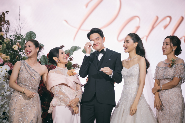 รีวิวงานแต่งสไตล์ Jazz Modern สุดอบอุ่นของคู่รักคุณหมอ @The Ritz-Carlton Bangkok