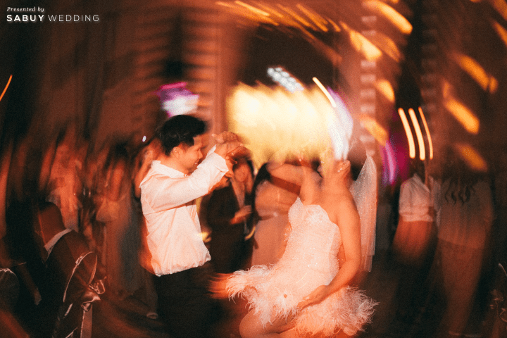  รีวิวงานแต่งของเจ้าสาวสุดเป๊ะ ธีม Colorful สดใส พร้อมเซอร์ไพรส์ศิลปินดัง @InterContinental Bangkok