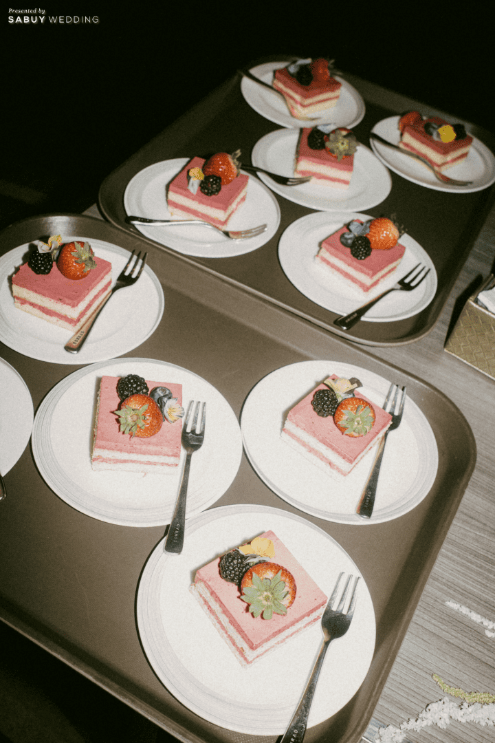 รีวิวงานแต่ง Timeless Design สวยคลาสสิก พิธีเรียบง่ายไปกับอาหารจีนมื้อพิเศษ @Conrad Bangkok