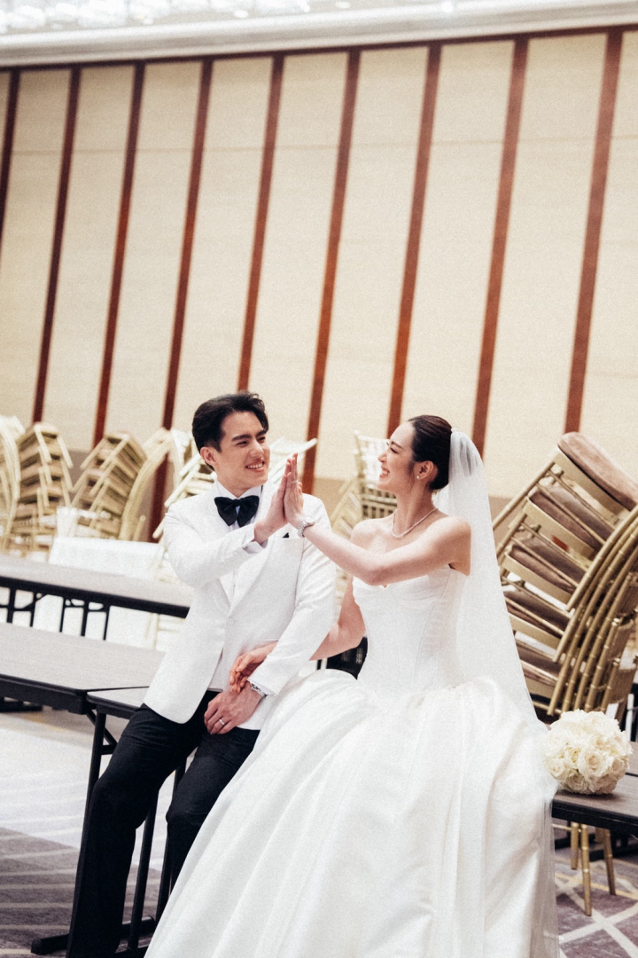  รีวิวงานแต่ง Timeless Design สวยคลาสสิก พิธีเรียบง่ายไปกับอาหารจีนมื้อพิเศษ @Conrad Bangkok